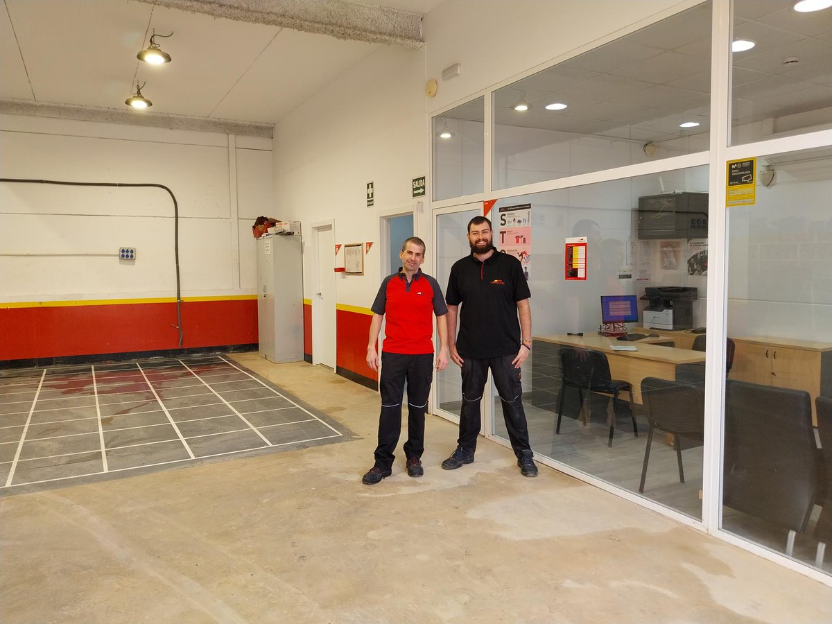 ¡Volvemos a Torrent!
Tras la DANA que asoló la Comunidad Valenciana, nuestros centros sufrieron numerosos daños.
Pero nos alegra contaros que nuestro taller de Torrent vuelve a estar abierto al público.
¡Os esperamos en el horario habitual!