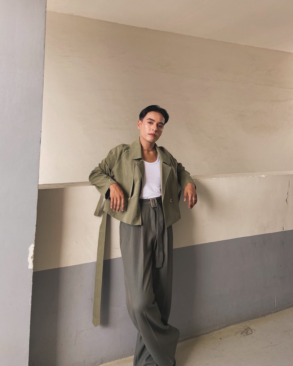 mrcthny_'s tweet photo. Slay thursday! https://t.co/Eyv9G1twJx