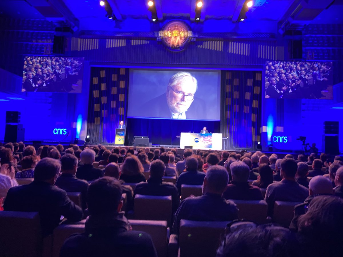 Olivier Forcade (@olivierforcade) on Twitter photo Ouverture par Antoine Petit de la convention Cnrs des directeurs et directrices de laboratoire ce 12 décembre 2024 : Hommage à Alain Fuchs disparu. La recherche, c’est du temps, de la confiance et de l’argent.
<a href="/UmrSirice/">UMR SIRICE</a> <a href="/LettresSorbonne/">Faculté des Lettres Sorbonne Université</a> <a href="/OlivierForcade/">Olivier Forcade</a> Ouverture par Antoine Petit de la convention Cnrs des directeurs et directrices de laboratoire ce 12 décembre 2024 : Hommage à Alain Fuchs disparu. La recherche, c’est du temps, de la confiance et de l’argent.
<a href="/UmrSirice/">UMR SIRICE</a> <a href="/LettresSorbonne/">Faculté des Lettres Sorbonne Université</a> <a href="/OlivierForcade/">Olivier Forcade</a>