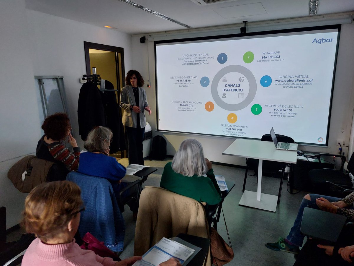 Ahir l'<a href="/ajmollet/">Ajuntament de Mollet del Vallès</a> va organitzar un taller explicatiu del servei i la factura de l'aigua al municipi, on des d'<a href="/AGBARclients/">AGBAR clients</a> vam tenir la oportunitat de participar per explicar-ho de primera mà. Gràcies a campanyes com aquesta que ens permeten acostar-nos al ciutadans.