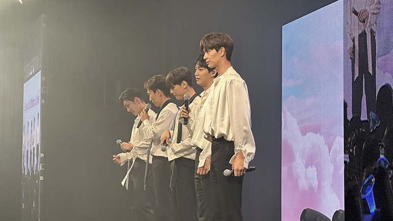 Artsro_Global's tweet photo. <Artsro Project : Seoul Edition in Tokyo>

✔Date : June 24, 2023
📷Artist : BTOB

#Artsro #BTOB #KPOP #KIdols #Koreanidols #Concertproduction #concert #Concertpromotion #Concertagency #Artistbooking #Bookingagency https://t.co/VGzqxC1kah