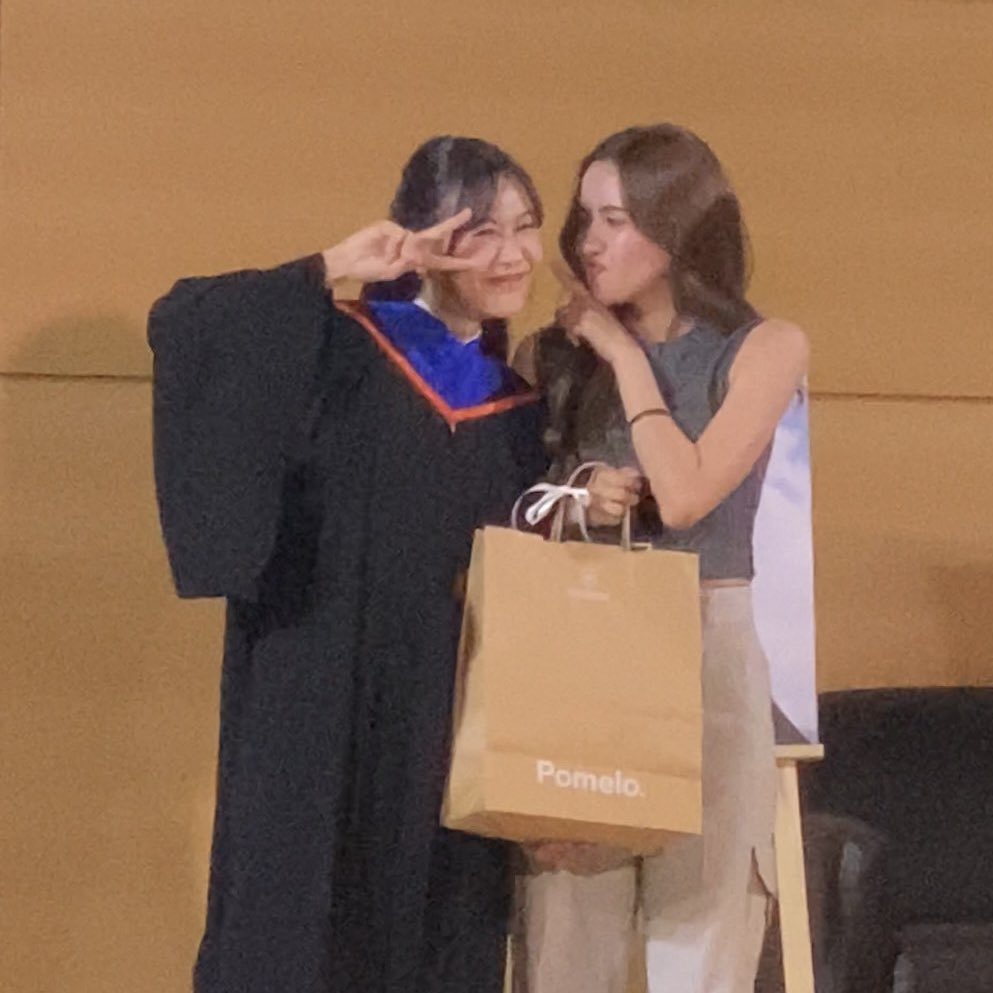 Kaoxkwong's tweet photo. คนที่เลิกกันไป จะกลับมาคบกันอีกได้มั้ยแกว่า (ได้) https://t.co/bHBWVRFosM