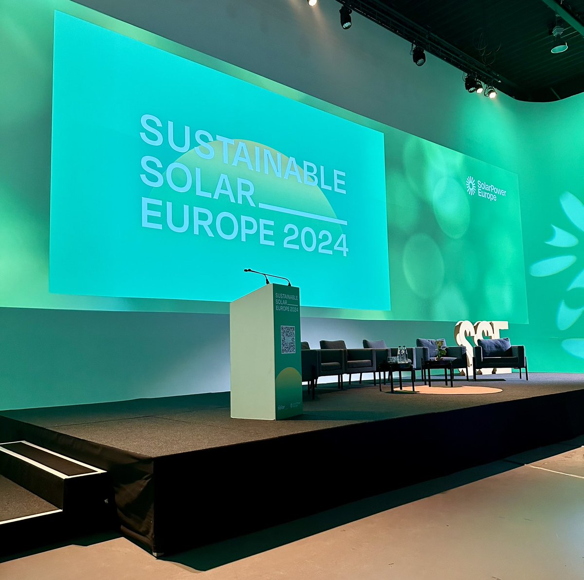 Excited to serve as a judge at this year’s #SustainableSolar Europe Awards hosted by <a href="/SolarPowerEU/">SolarPower Europe</a> <a href="/SolarWalburga/">Walburga Hemetsberger</a> &amp; the team - winners announced soon! ☀️