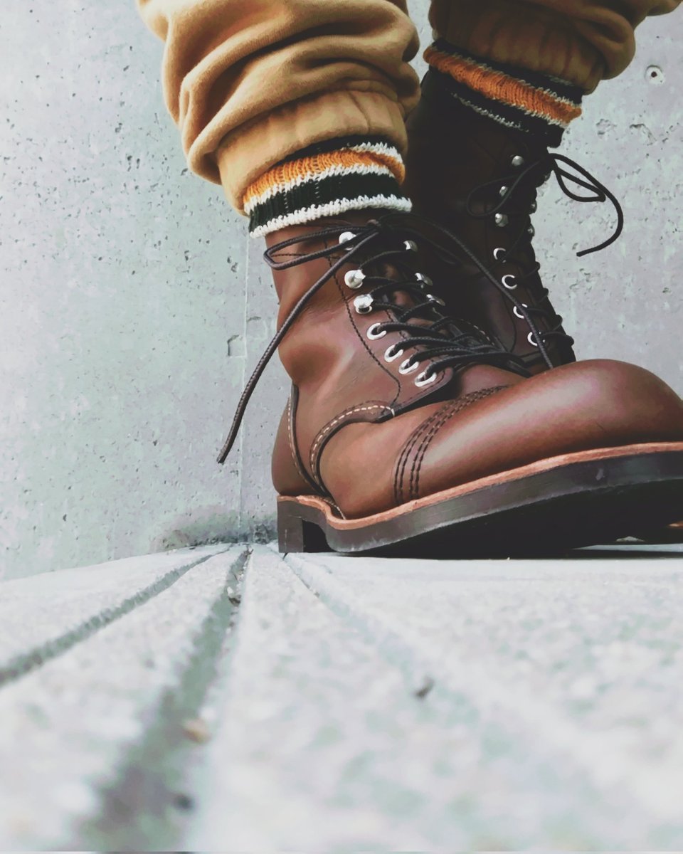 ampun_ampun's tweet photo. あったかすぎる。
すえパン依存性。
#xxdevelopment
#suremfg
#awesome
#sweatpants
#redwing8111
#ironranger
#amberharness https://t.co/QlxOwPtFIs