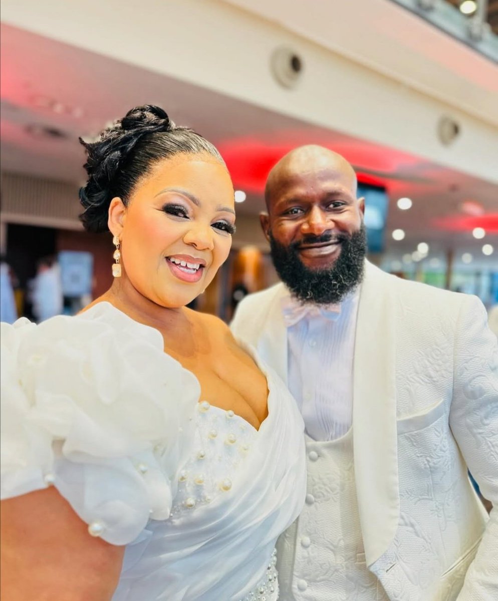 Musa_Khawula's tweet image. As Mihlali Ndamase&apos;s mother Phumla Ndamase-Tshitende opens a protection order against Nontobeko. May she remember that her cheating husband is using Nontobeko&apos;s address whenever he has to provide proof of address.

It&apos;s also the same Nontobeko who helped him acquire his South…