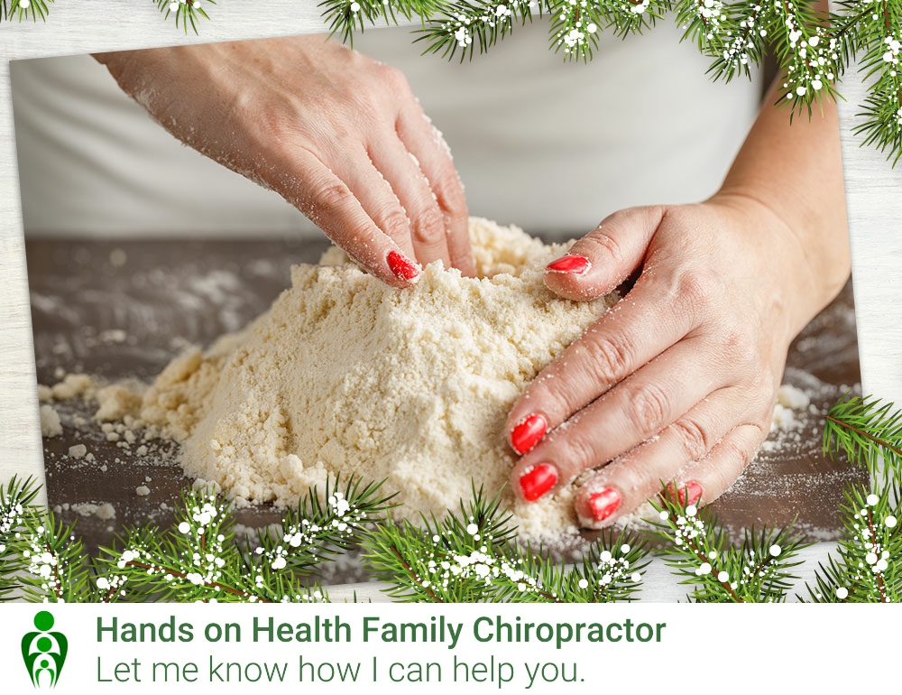 HandsonHealth's tweet image. #HealthTip 18: Substitute butter with applesauce for your baking needs.