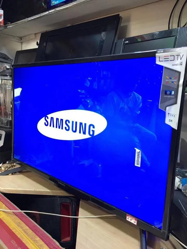 xshoppoint's tweet photo. 💥 Promotions TV led, numérique et smart 2025😍💥
👉 LG, Samsung, ND, Innova, Hisense, NAGU, Roch, LigthWare

Toutes les dimensions et marques disponibles 

🛵🚛 Service de livraison à domicile dans la ville de Yaoundé possible.
6 98 52 64 70 WhatsApp 
https://t.co/26OKqQl6kL https://t.co/SD2FmrsJZA