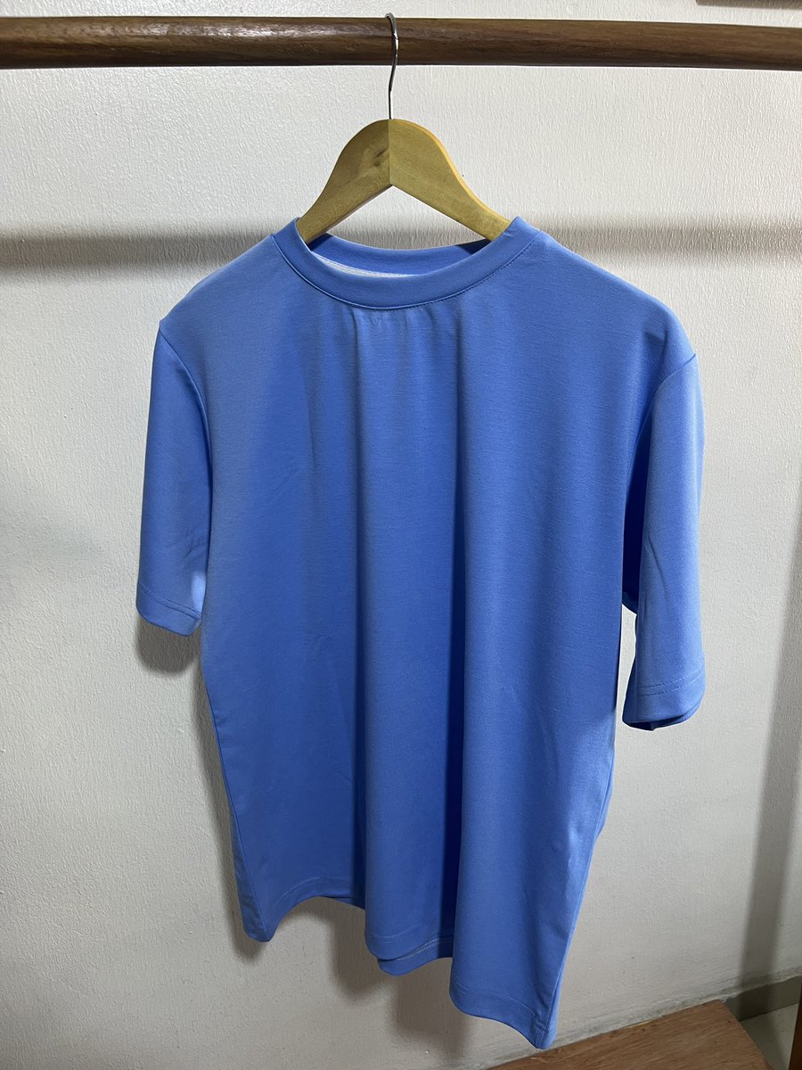 newthread_ng's tweet photo. What you should know about @newthreadng 

We are an online clothing manufacturing company. 

We make plain t-shirts, hoodies, sweatshirts and more. We can also help you customize by getting the artwork from you and printing on the cloth. 

Our Minimum order quantity is 5 for now https://t.co/ykmRJfsfHh