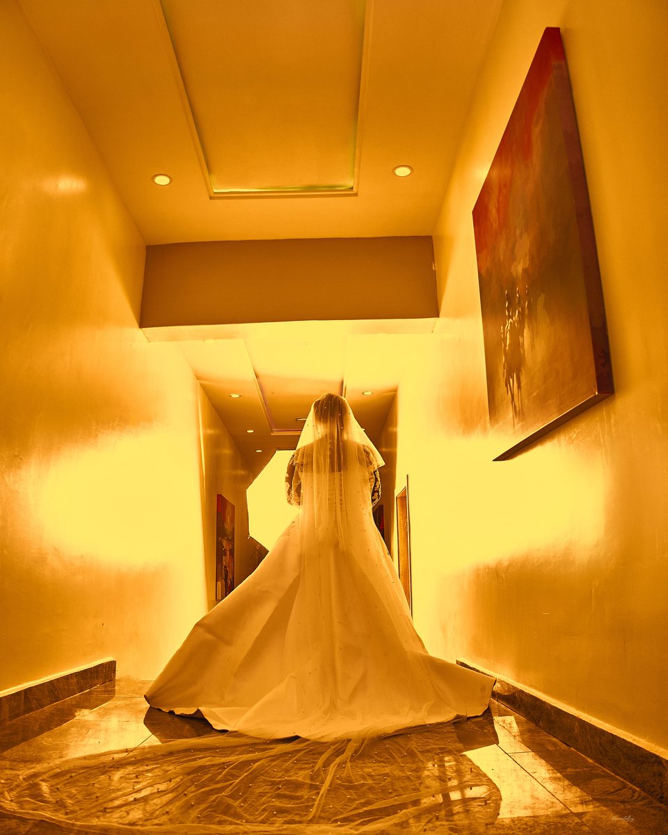 VickieNewman001's tweet photo. Vail & Isle 💍
📸 Me
Device Used: Canon EOS R
Lens: Canon RF 24-105mm f/4-7.1 IS STM
Focal length: 24mm & 35mm
F number: f/4 & f/5
ISO: Manual/100 both
Exposure time: 1/125
#ClickWithCanon #CreateWithCanon #CANwithCanon #DelightingYouAlways #WeddingBliss #portrait #CanonIndia https://t.co/6kx8O4DHbu