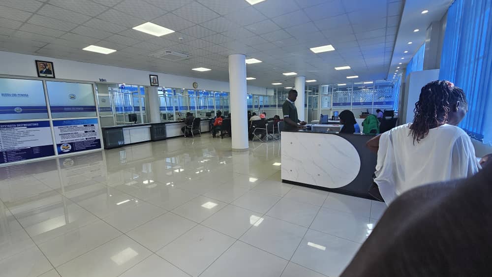 budducbspewosa's tweet photo. 🌟 Exciting News! 🌟
Buddu CBS PEWOSA SACCO has moved to our new home at Plot 11C, Birch Avenue, Masaka City. 🏢
Visit us for all your savings & credit needs in our modern space!✨ #MerryChristmas @HappyNewYear #SaveWisely #eyeeterekerabutelaokukya #FinancialEmpowerment https://t.co/NWKmQbiOju