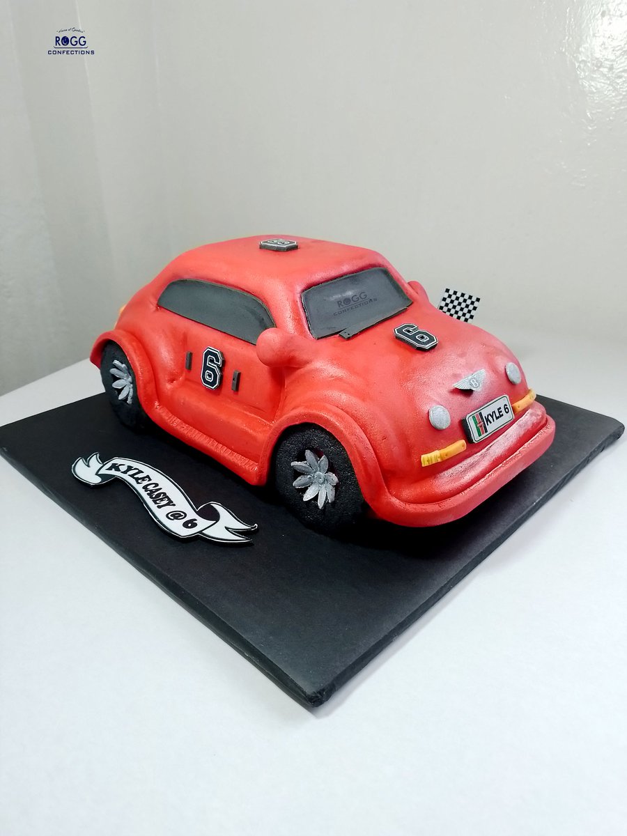 Cute Bites, Big Delights.

#cakes #cakedecorating #CakeArt #Art #Foodies #Foodie #Pastry #Bakery #sweet #Yummy #Ohbaby #Cars #HappyBirthday