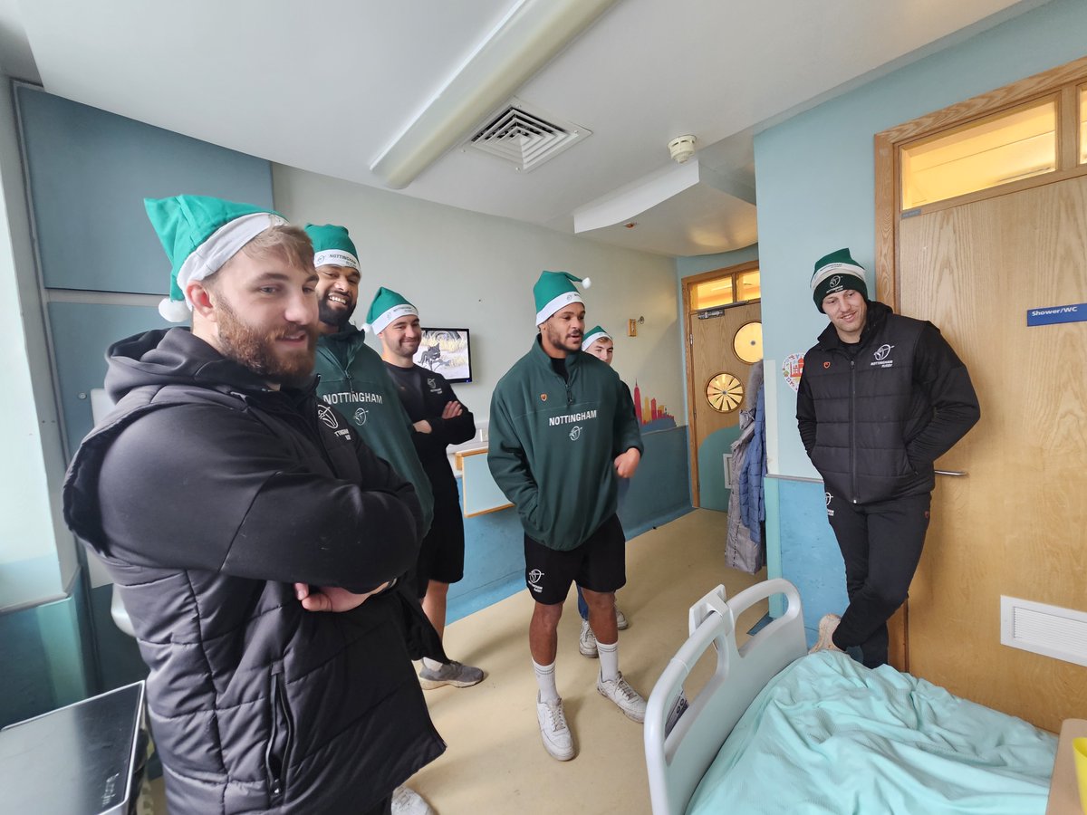 NUHCharity's tweet photo. We want to say a massive thank you to our friends at @NottinghamRugby for bringing some festive magic to Nottingham Children's Hospital!

The team made a special visit to spend time with patients who couldn’t attend our Christmas Grotto, helping to create some lifelong memories for children receiving treatment.

What a wonderful way to spread Christmas cheer and brighten the day of our young patients during a challenging time. 🎄