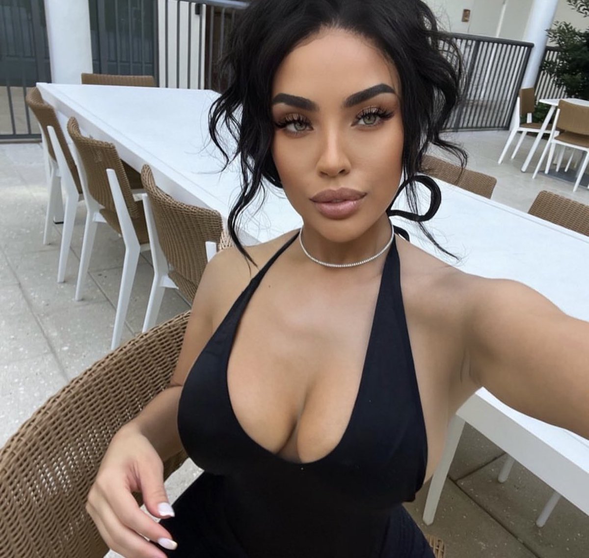 CacciolfiKim's tweet image. 🫦📊🥰