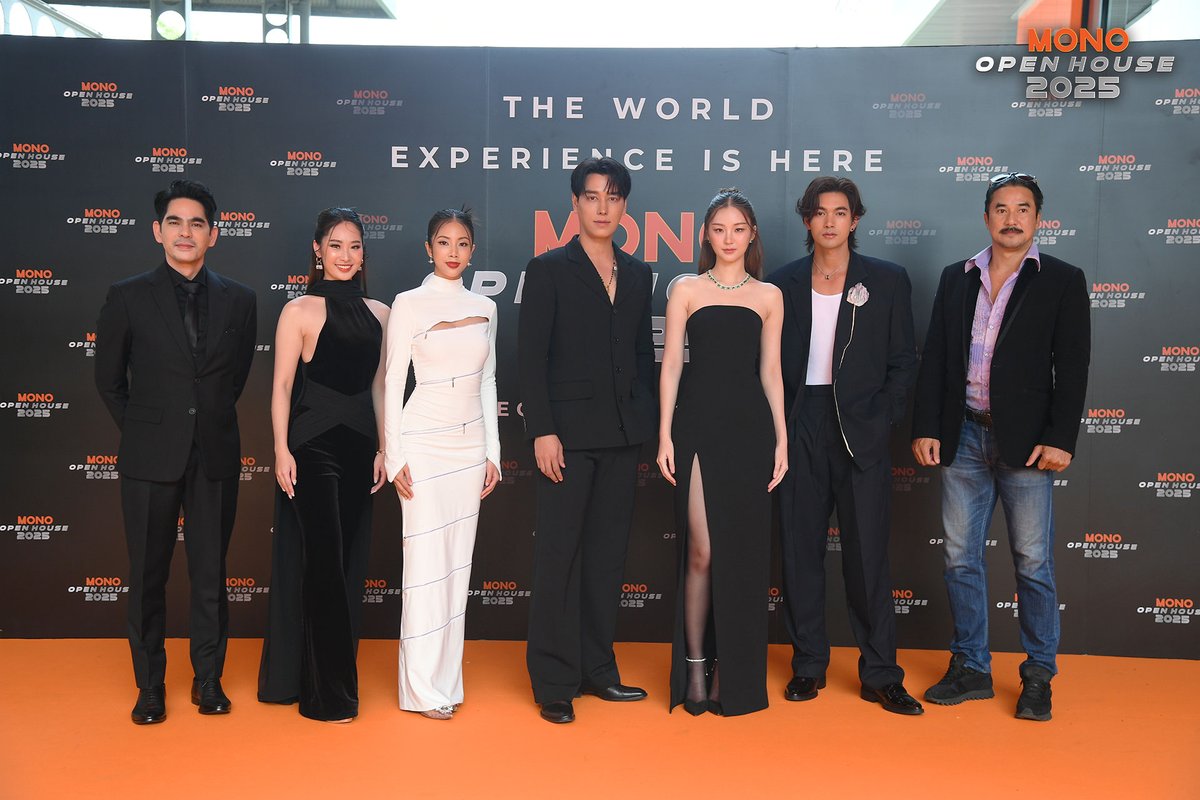 Gossipstar_News's tweet photo. “MONO OPEN HOUSE 2025”
The Word Experience is here

ทัพนักแสดงจากซีรีส์ ครุฑา นาคี, นางฟ้าขาแดนซ์, สี่เสือแดนสยาม

#MonoOpenHouse2025
#MonoOriginal https://t.co/QHZspYehGI
