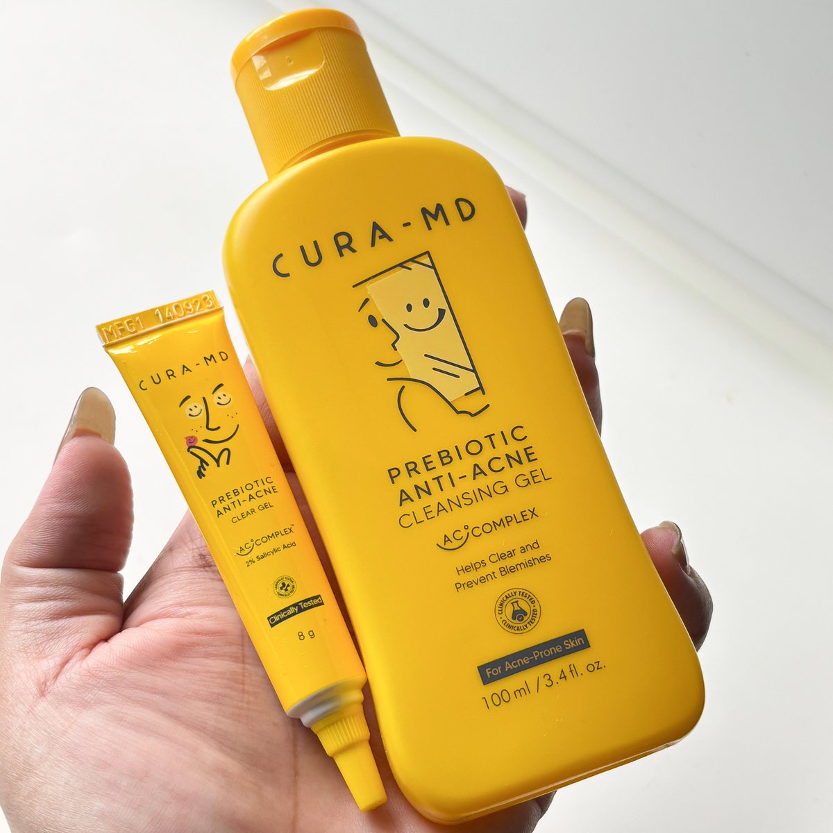 เคยลงเป็น Fav. เจลแต้มสิวที่ชอบปีก่อน ยังยืนยันว่า CURA-MD หลอดเหลือง เป็นโน 1 เหมือนเดิม สิวยุบไวในข้ามคืน ลดอักเสบดีมาก ทาแล้วไม่แสบหน้า ไม่เป็นขุย ไม่ลอก เอาจริงแค่ 4 ชม.ก็ยุบนะ ใช้คู่กับ Cleansing Gel ดีมาก ไอเลิฟความที่ไม่ดันสิว แล้วผิวยังชุ่มชื้นอยู่ ดีมากกก https://t.co/OxFgWTbYas