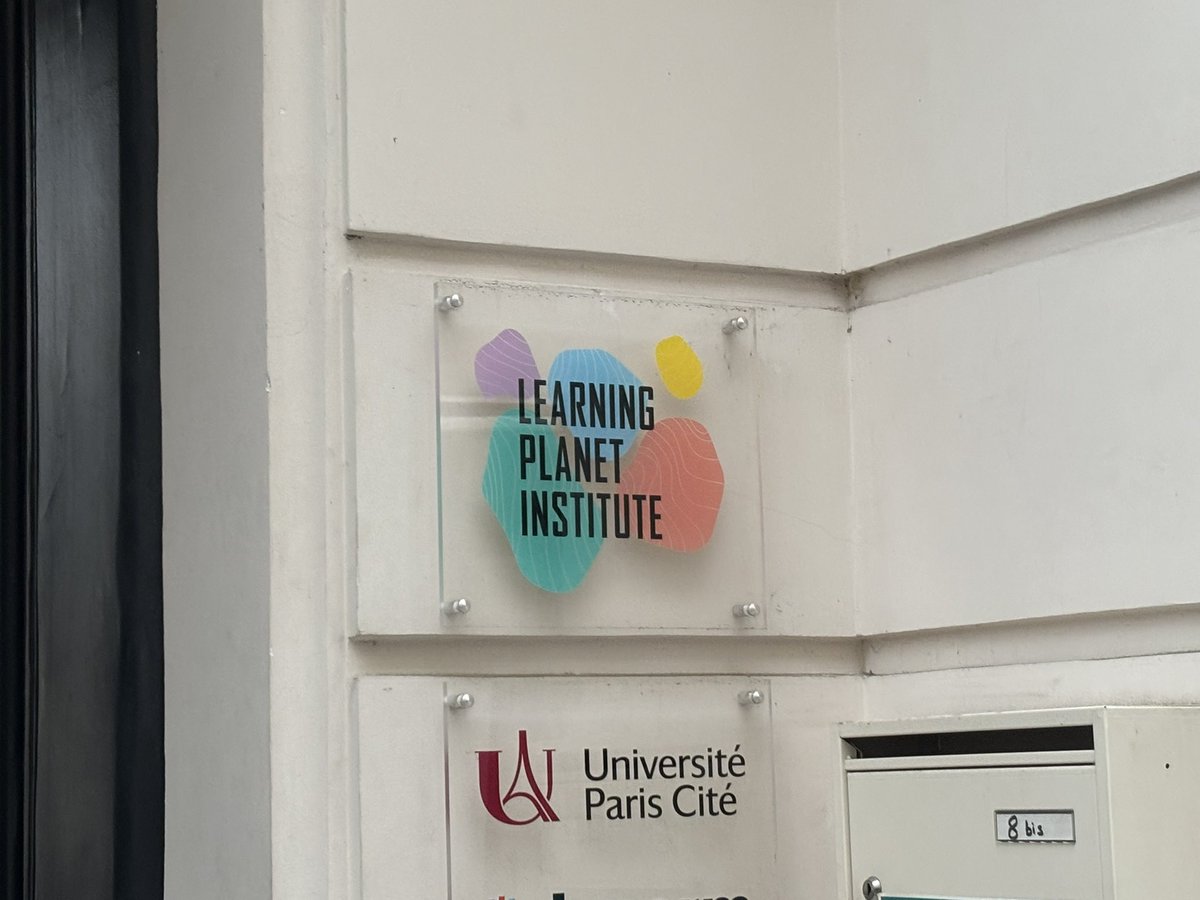 Table ronde passionnante initié par <a href="/CFFondations/">CFF</a> sur les Cités éducatives à travers l’exemple inspirant de Grigny. Merci à <a href="/prio91350/">Philippe RIO</a> et à @VincentLena62 pour leurs témoignages et à <a href="/FrancoisTaddei/">François Taddei</a> pour son décryptage