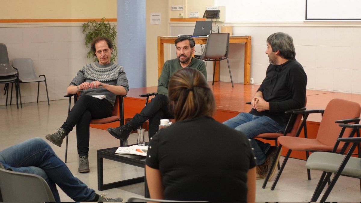 comudelleida tweet media