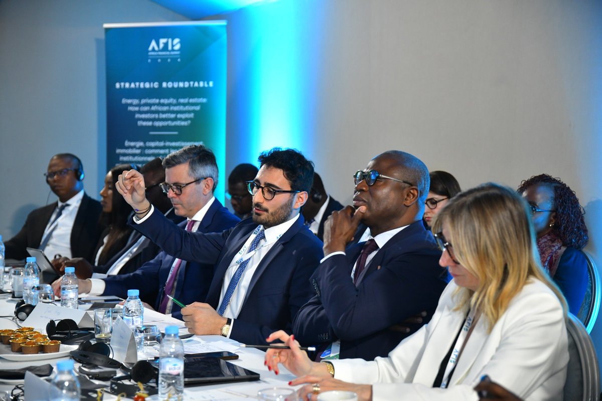 Le <a href="/fgis_gabon/">Fonds Gabonais d'Investissements Stratégiques</a> était à l’AFIS 2024 🇲🇦 pour façonner l’avenir financier du continent 🌍.

Stéphane MBADINGA DITENGOU, ADG du FGIS, a souligné :
➡️ L'innovation💡 avec les PPP et co-investissements.
➡️ Attirer les investisseurs 🏦 avec un cadre stable et transparent 🔍.
#AFIS2024