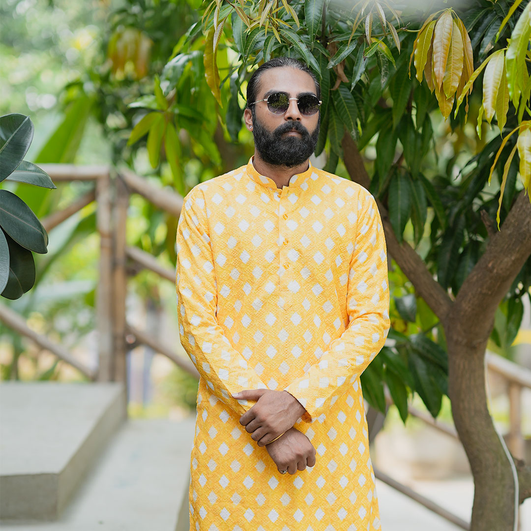 thestitchone's tweet image. Dress to impress in a kurta that’s perfect for the Haldi function. 💛

🌐 Stylish finds await at thestitchone.com

#TheStitchOne #HaldiVibes #KurtaStyle #EthnicWear #KurtaLove #EthnicFashion #EasyStyle #KurtaDiaries