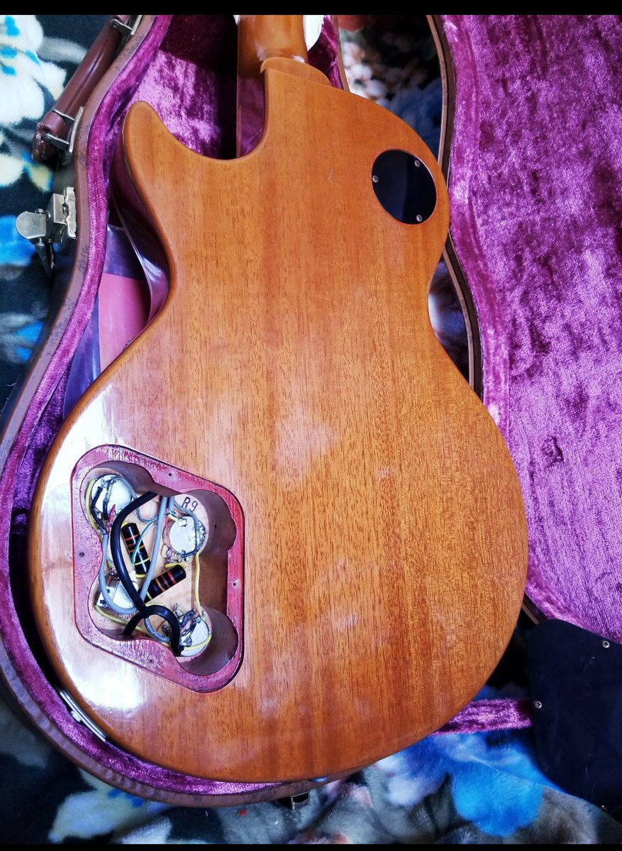 nagaimichi0's tweet photo. #あつまれGibsonの森
#Gibson
#CustomShop
#HistoricCollection
#LPR9 WC 2004y https://t.co/f7X86M3w8w