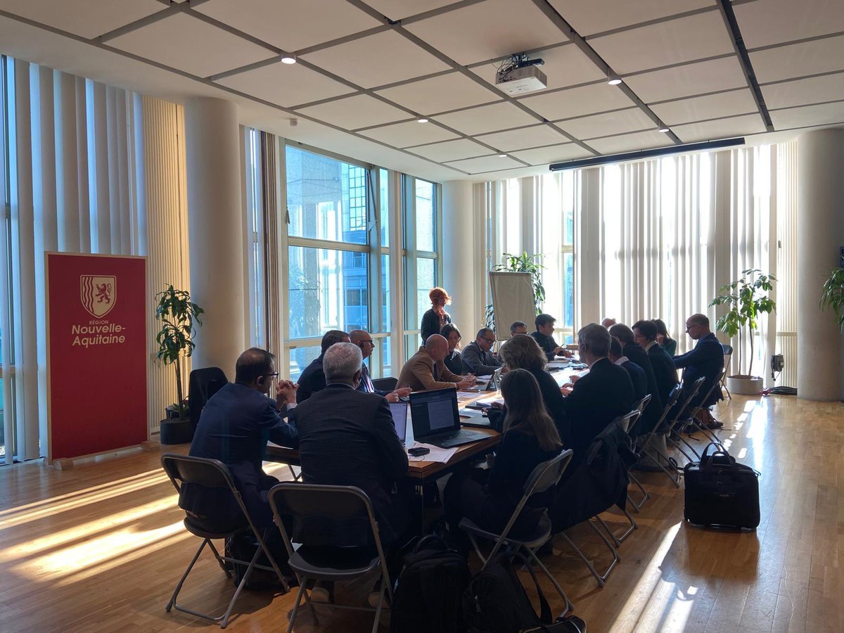 EU Transport (@transport_eu) on Twitter photo What is needed to jump-start 🇫🇷-🇪🇸-🇵🇹cross-border rail traffic on #TEN_T Atlantic Corridor? Operators, authorities, industry & banks raised the issue at a workshop co-organised by #NouvelleAquitaine region & #EUTransport. With 🇪🇺 Corridor coordinators C. Secchi & <a href="/MatthiasRuete/">Matthias Ruete</a> What is needed to jump-start 🇫🇷-🇪🇸-🇵🇹cross-border rail traffic on #TEN_T Atlantic Corridor? Operators, authorities, industry & banks raised the issue at a workshop co-organised by #NouvelleAquitaine region & #EUTransport. With 🇪🇺 Corridor coordinators C. Secchi & <a href="/MatthiasRuete/">Matthias Ruete</a>