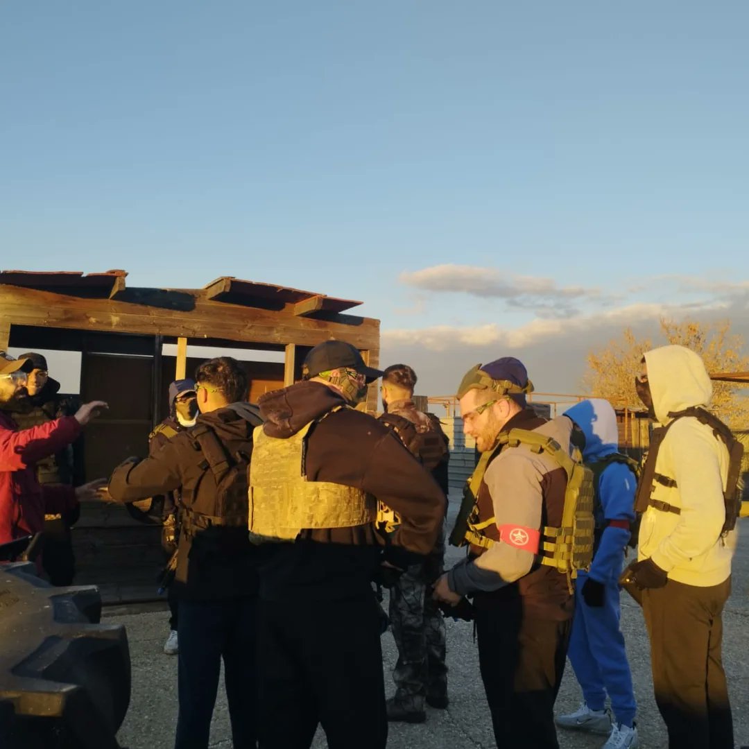 🔥El grupo de jóvenes preparado para lo que venga🔥
#airsoft
#ocio