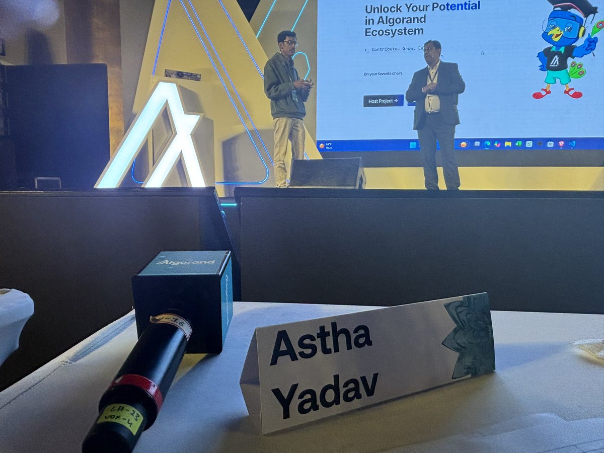 Astha_Yadav27's tweet image. Just mind-blowing days at @AlgoFoundation India Summit! 🇮🇳🚀 Judged dev tracks where startups are solving REAL problems - from financial inclusion to sustainability. India&apos;s blockchain scene? Over 1000 startups, $460M invested and innovations that&apos;ll change the world.#AlgorandCan