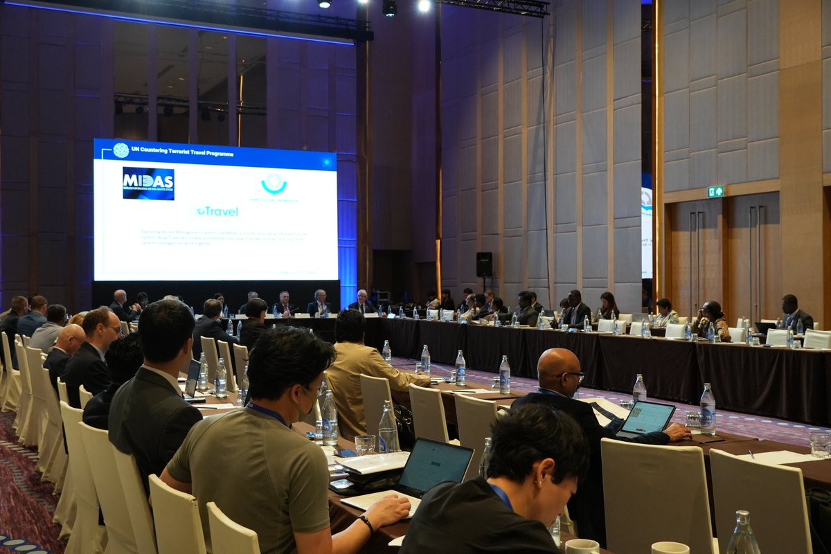 IOMAsiaPacific's tweet photo. Fruitful discussions and networking underway at #BMIC7!
500+ participants from diverse sectors have gathered to exchange insights on advanced border control technologies and foster collaboration. Together, we’re advancing innovation and expertise for enhanced border management. https://t.co/sJZUqX16p7