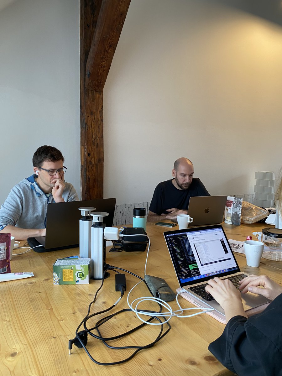 CodeFactoryVIE's tweet image. Hands-on learning in action! 💻
Our trainer is always ready to guide and support students through every coding challenge. 🚀💡
___
#CodeFactory #LearnToCode #CodingJourney #wecreatedevelopers