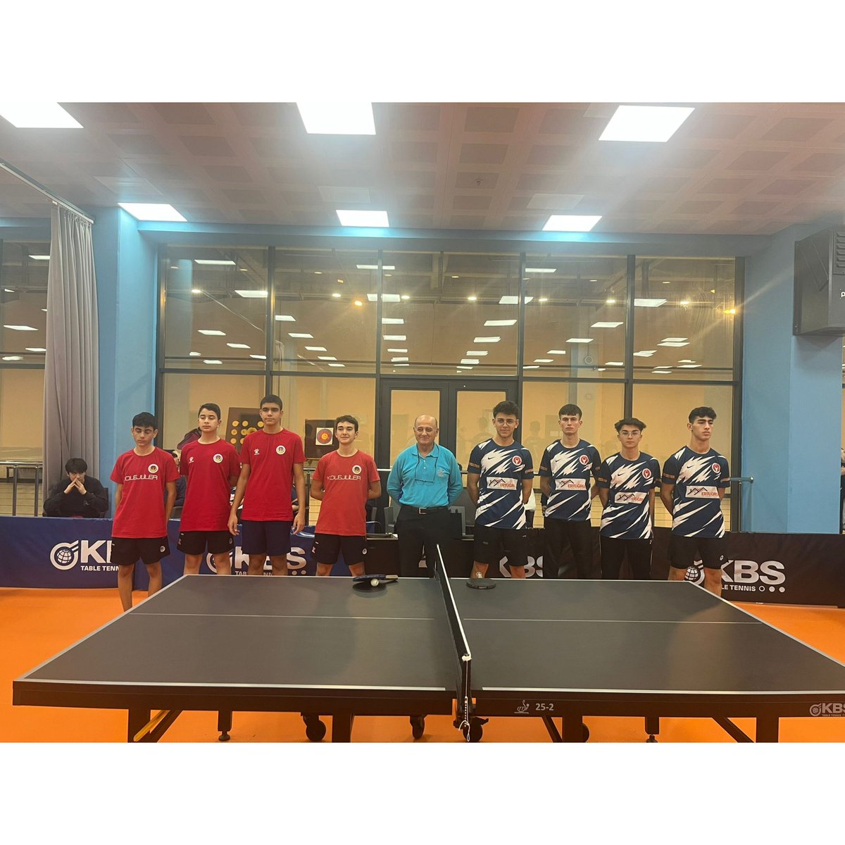 Erkek Masa Tenisi Takımımız, Ankara Okullar Arası Masa Tenisi Turnuvası'nda beşinci oldu. Okulumuz Beden Eğitimi Öğretmenleri Ali Değerli ve Recep Koç ile öğrencilerimizi tebrik eder, başarılarının devamını dileriz.