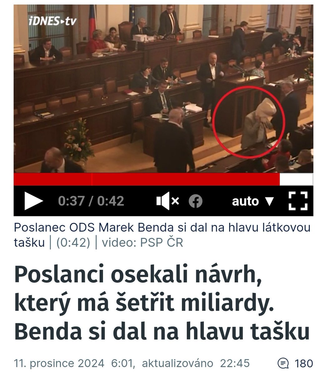 dpavlorek's tweet photo. Přes něj měli hodit deku už davno... https://t.co/7R7V4oDSNj