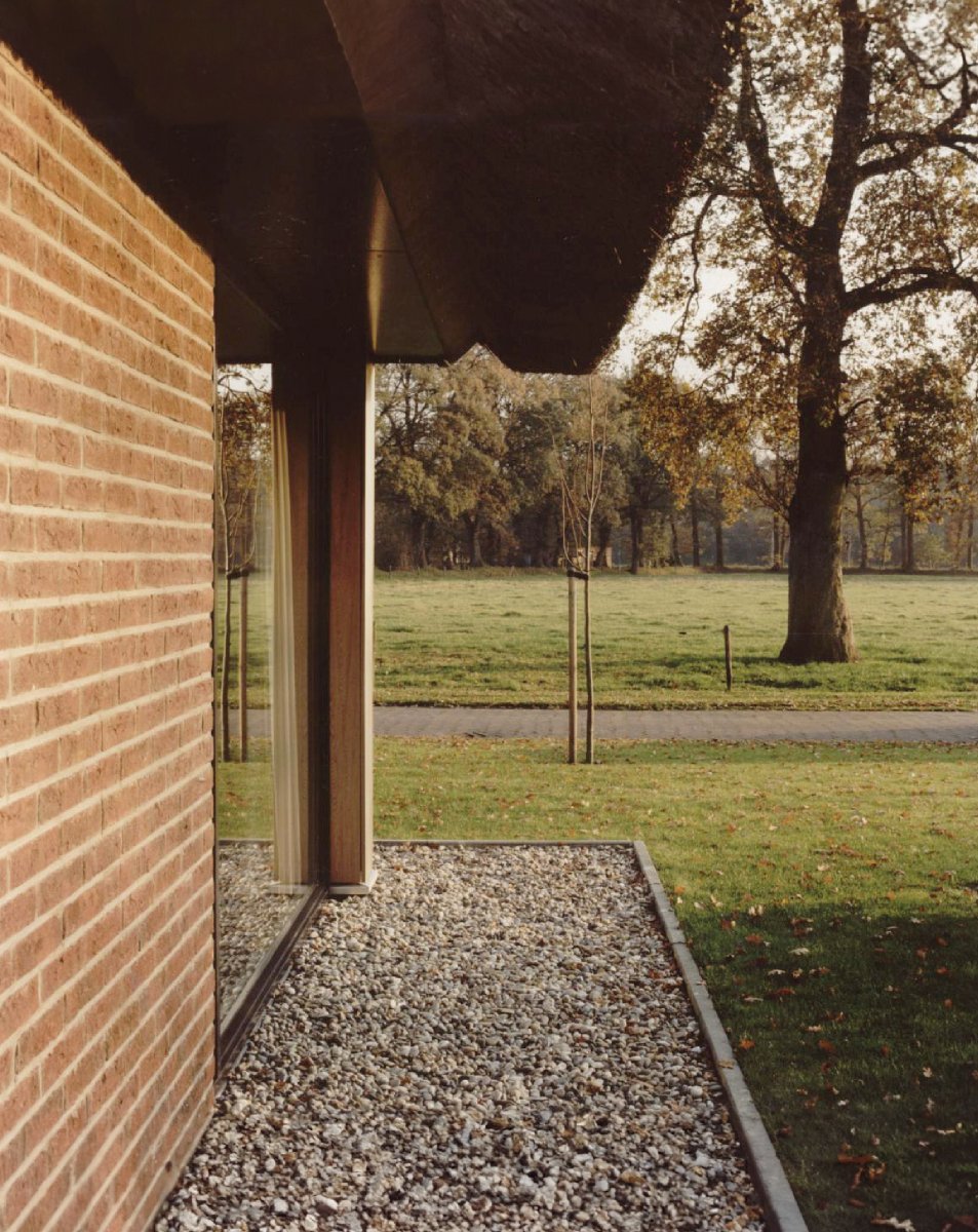 Project spotlight: Balloo House

In the serene and characteristic landscape of Drenthe, B+O designed the Balloo House—a subtle yet distinctive farmhouse  in one of the most characteristic landscapes of Drenthe.