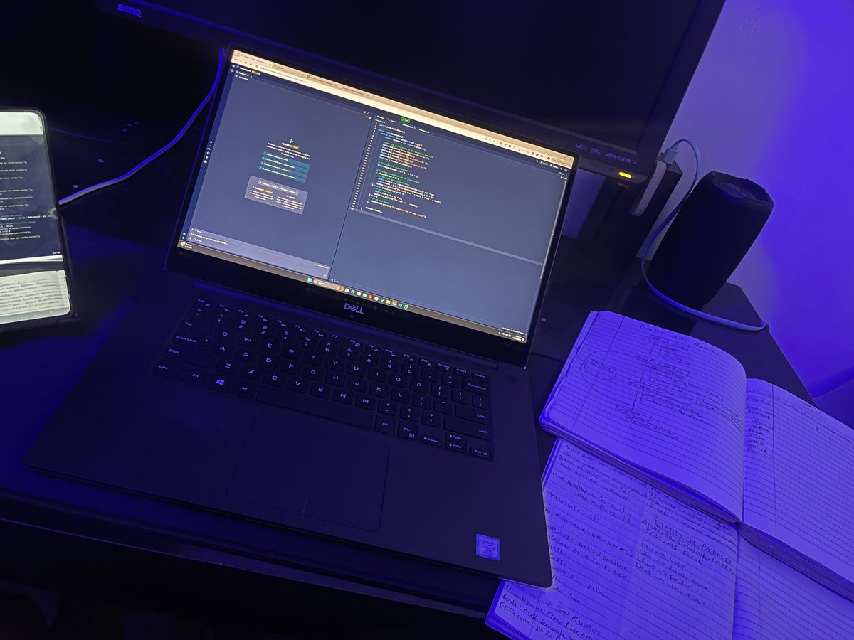 FidelisUkwuani's tweet image. Late-night grind, early-morning focus.
Learning never stops when you’re chasing excellence😎
#CodingJourney #StudentLife #ComputerScienceStudent #Javascript