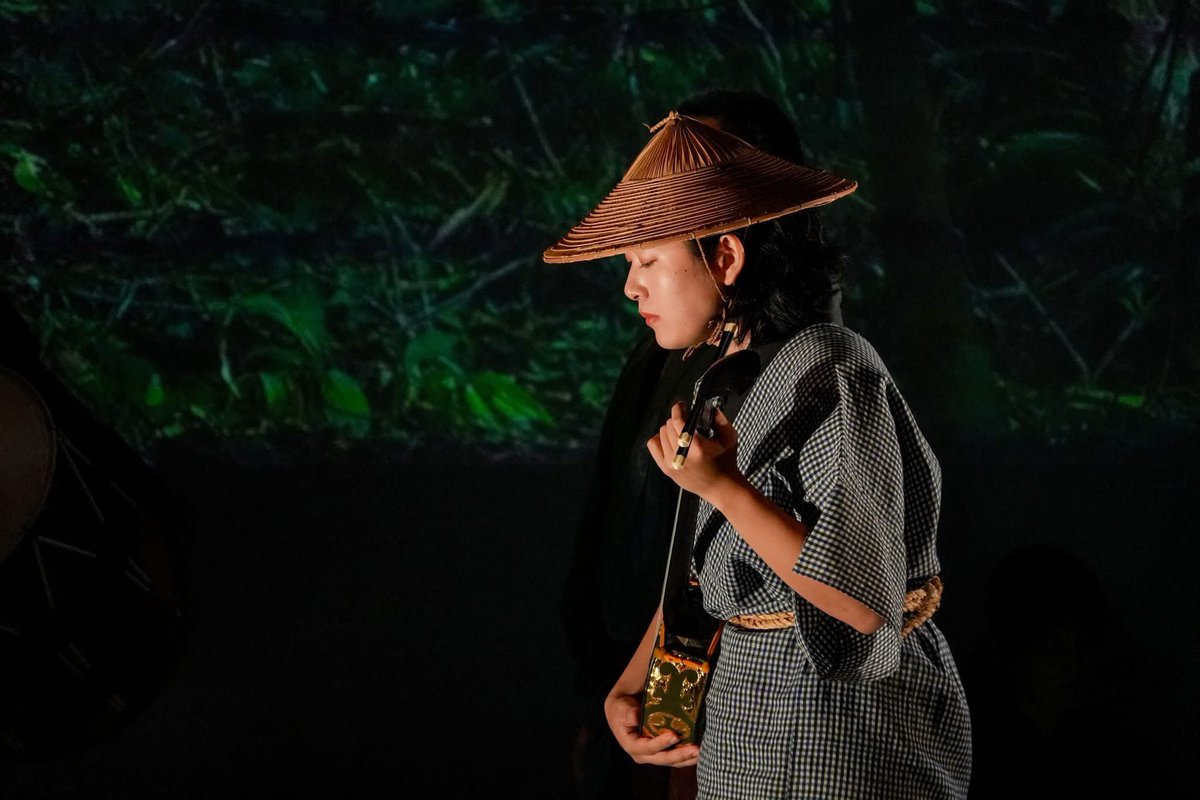 aika_higamo's tweet image. 台湾🇹🇼与那国🇰🇷済州島

黒潮プロジェクトがついに終わってしまった。
皆さん、音楽経験の無い私を受け入れてくれて本当にありがとう。こんな舞台は二度とない。初めての挑戦ばかりの初舞台。ルーツを求める旅だった。今回生まれた縁はきっと未来に繋がる。またね。

ー私はどこから来た、何処へ行くー