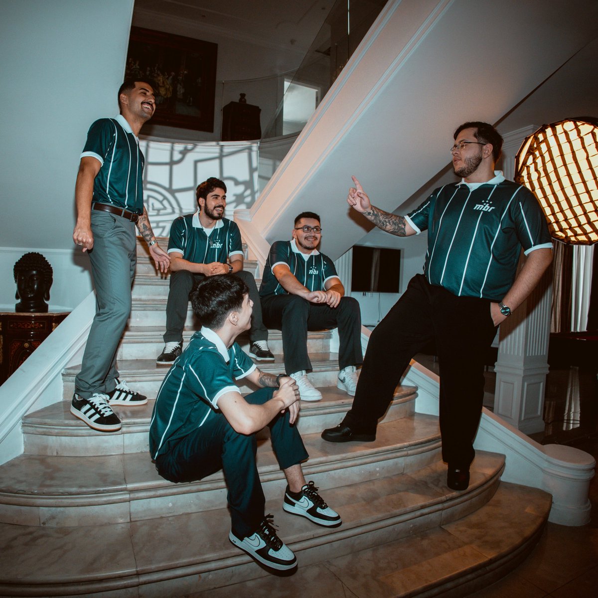 corteziafps's tweet image. Estreia hoje, 17h. 
Conto com a torcida de vocês.
#SomosMIBR