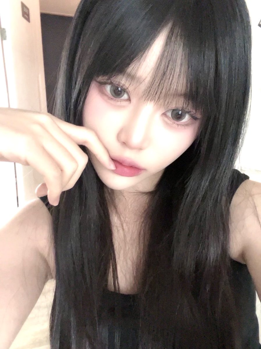 yena_1012's tweet photo. 241213 #세나 프롬

#에이디야 #ADYA #SENA https://t.co/NXvXfPgOmY