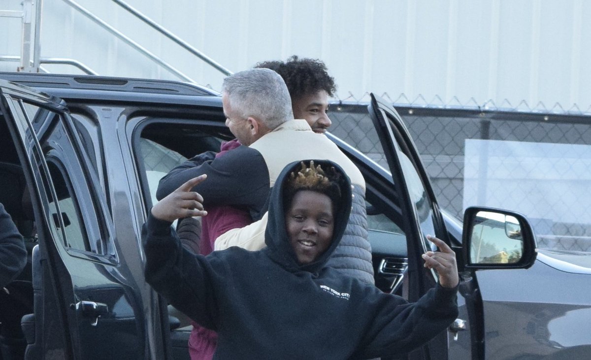 Warchant.com tweet media