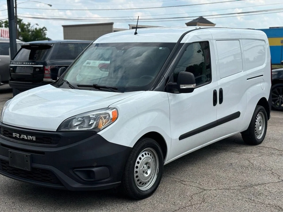 ShowDom215's tweet image. 🚐 Ready to Roll in Style? 🚐

💰 Price: $19,300 | Mileage: 93,086 miles

📅 2021 RAM ProMaster City | Drivetrain: FWD | Engine: 2.4L I4

🌟 Features: 4 doors, sleek white exterior, black interior, financing available! Perfect for work or play!

#RAMProMaster #CarForSale
