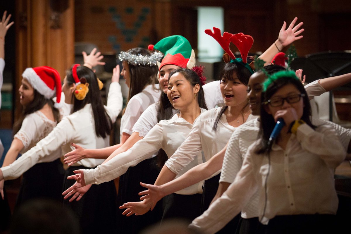 CLCArchive's tweet image. Tonight is the highly anticipated annual CLC Christmas Concert!🎶 

In celebration, we&apos;re looking back at these Christmas Concert photos from 10 years ago.

#ChristmasConcert #Concert #Music #ThrowbackThursday #Christmas
