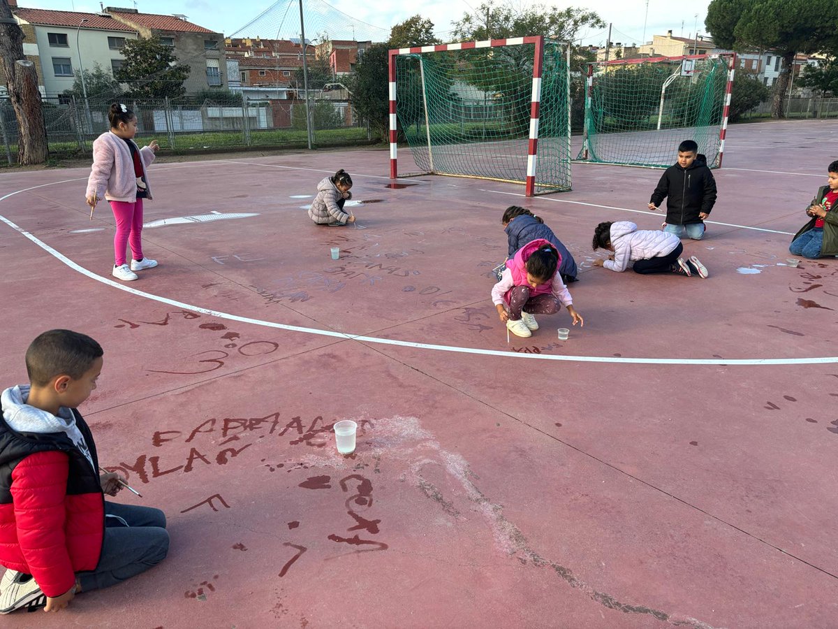 Esc_GCastella's tweet photo. Us deixem un petit recull d’activitats de consciència fonològica que hem fet a 1r al llarg del trimestre. https://t.co/wJVDSpyfwt