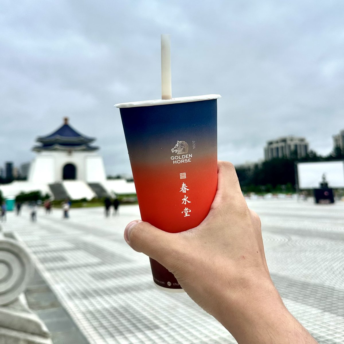 bactsx's tweet photo. Cloudy mode 🥺 https://t.co/gOmmQklMJ1