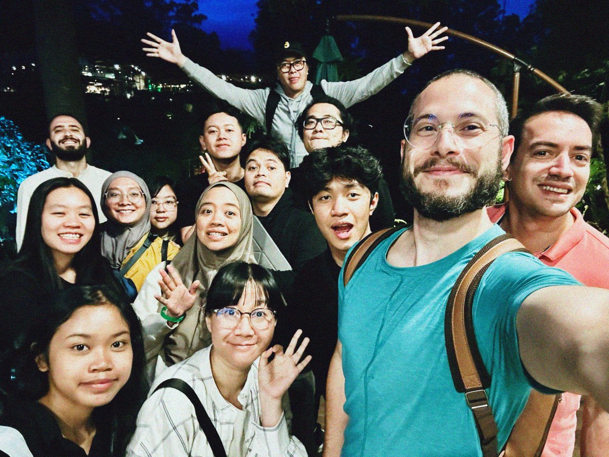 Okay Bears tweet media