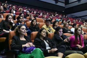 #ElFondoEn2024 🥂 En agosto de la mano del <a href="/FICDEH/">FICDEH</a> lanzamos Agua, nuestra serie audiovisual que da a conocer la transformación de las comunidades y territorios gracias al apoyo del Fondo. 

El evento fue en la Cinemateca y se puede ver en fondoonucol.org/informe2023