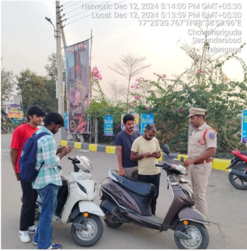 MalkajgiriCop's tweet photo. 🚨 Ensuring Your Safety! 🚨

#RachakondaPolice conducted thorough #vehicle_checkings at various locations within the commissionerate as part of enhanced #security_measures.   
These proactive checks aim to ensure, curb illegal activities and maintain #law_and_order.   

#RachakondaPolice 
#SafetyFirst #WeAreHereForYou