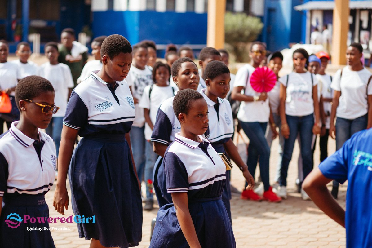 inovtechsc's tweet photo. MEDIA GALLERY UPDATE📸😊

Arrival of Schools 🏫at #PoweredGirlSummit 2024:
Labone Senior High School
😊💜

Powered Girl Summit is an initiative by the InovTech STEM Center Foundation aimed at grooming and equipping young girls with industry-relevant emerging digital,  vocational, https://t.co/HYjXuKy6py