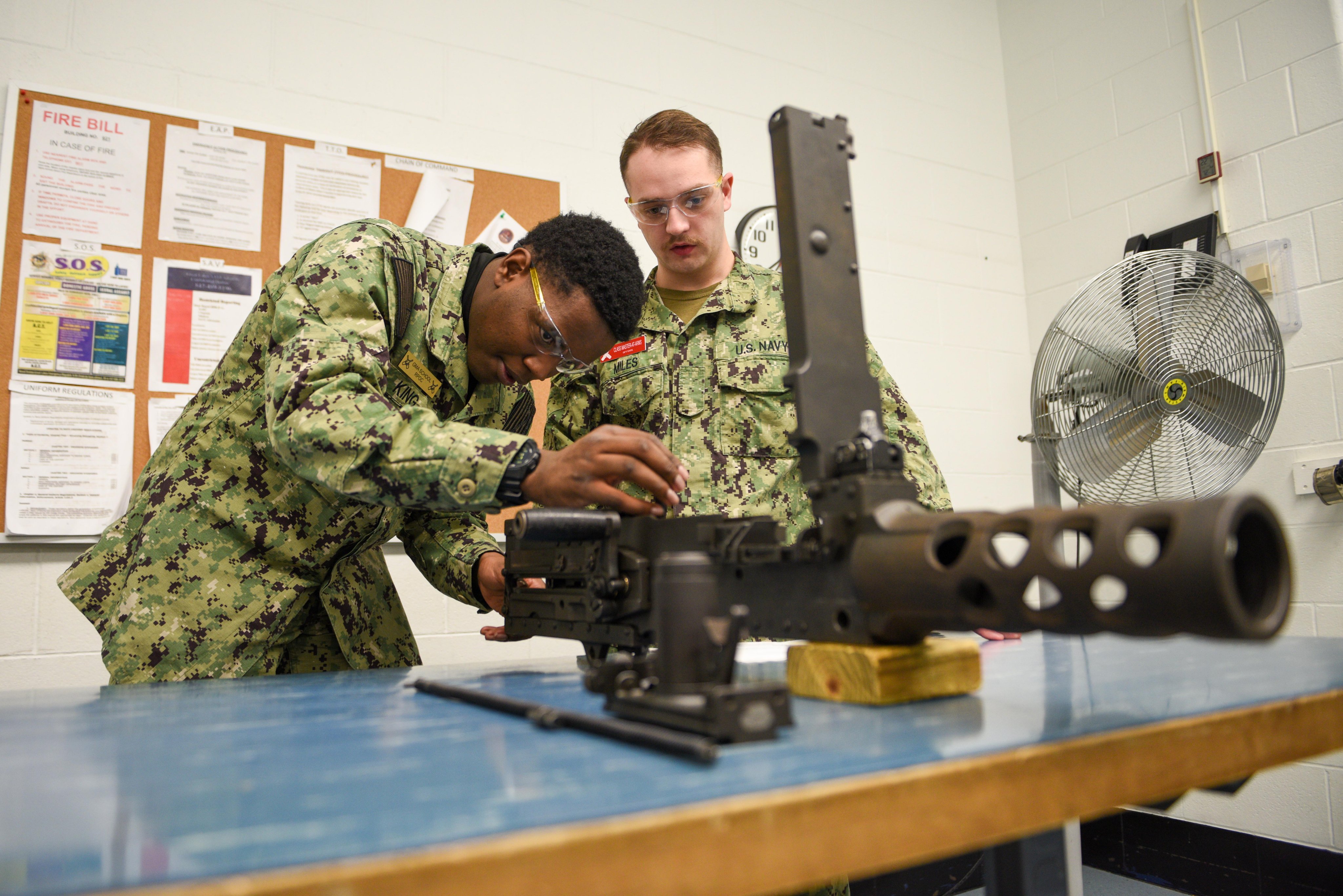 NAVSTA Great Lakes on X: &ldquo;Students at the Gunner&rsquo;s Mate &ldquo;A&rdquo; School 