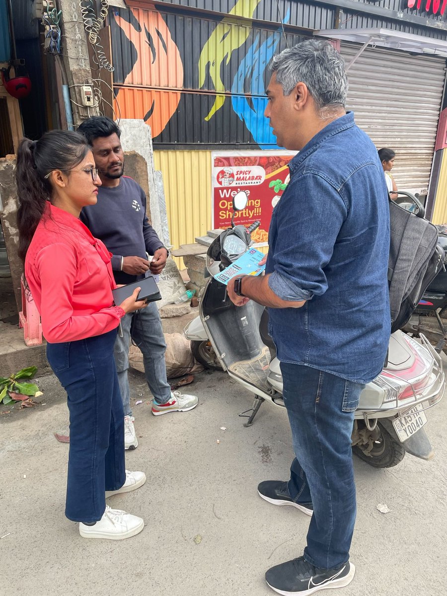 gopool_app's tweet photo. Yesterday, we had the pleasure of meeting people from Bangalore to raise awareness about GoPool, and the response has been amazing!

A big thanks to our customers for their support! 

#awareness #Bengaluru #GoPool #networking #startup #business #travel https://t.co/DL3dV4xMgs