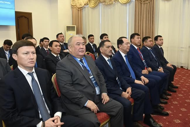 AmanatPartiasy's tweet photo. «Ауыл аманаты»: «AMANAT»-тың партиялық жобасын жүзеге асыру жөнінде семинар өтуде

Қызылорда облысында «AMANAT» партиясының «Ауыл аманаты» жобасын жүзеге асыру барысы жөнінде республикалық семинар басталды. https://t.co/Ceh5rQtEbD