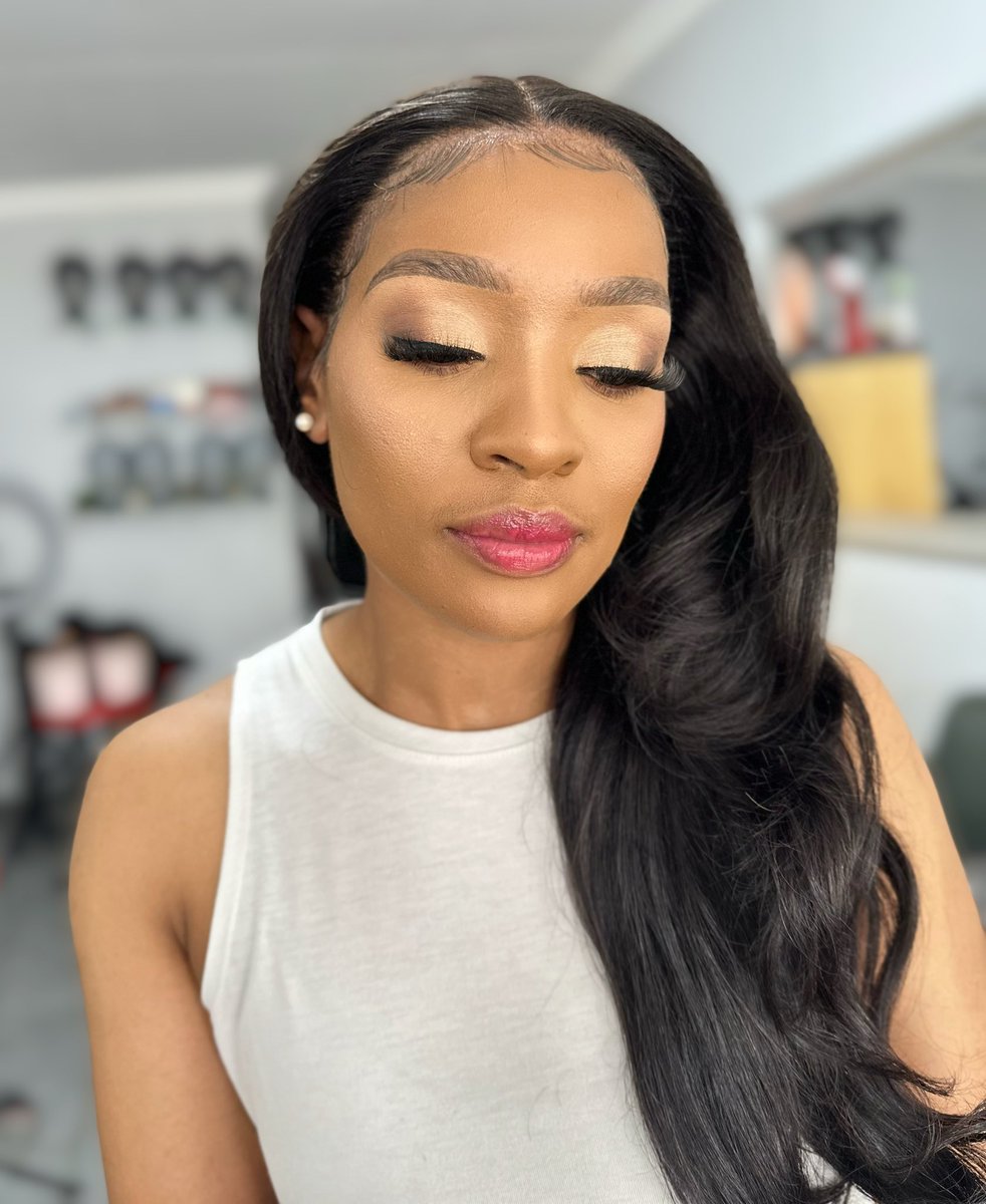 Glamzees_'s tweet photo. 💄Make-up R550! 
Valid until 15 December.
📍Based in Vosloorus.
Contact 0612367749.
#GirlzTalkZa #GirlTalkZa https://t.co/KTEnvD6T5A