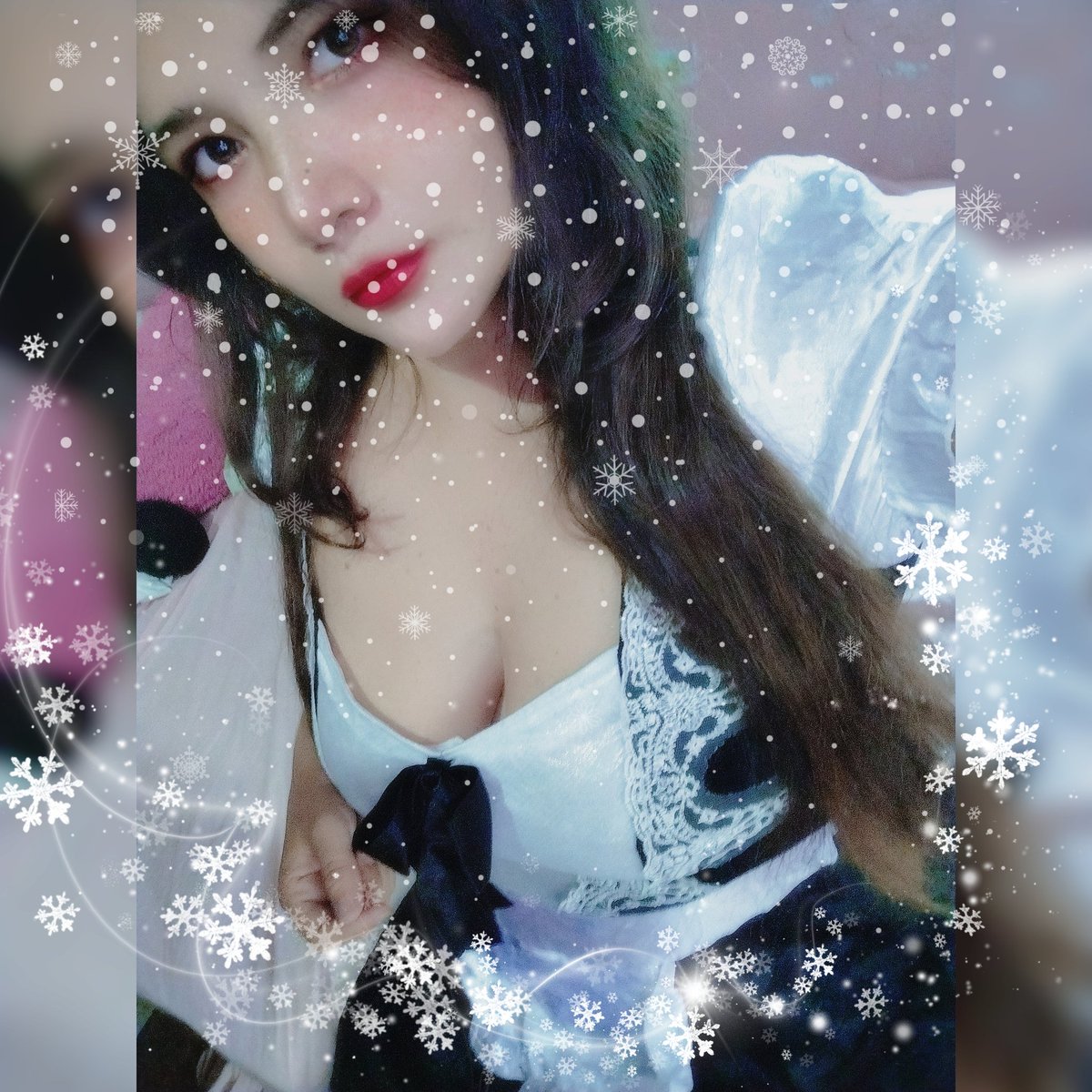 Carolin92828776's tweet photo. #NuevaFotoDePerfil https://t.co/FQgXN2SftO